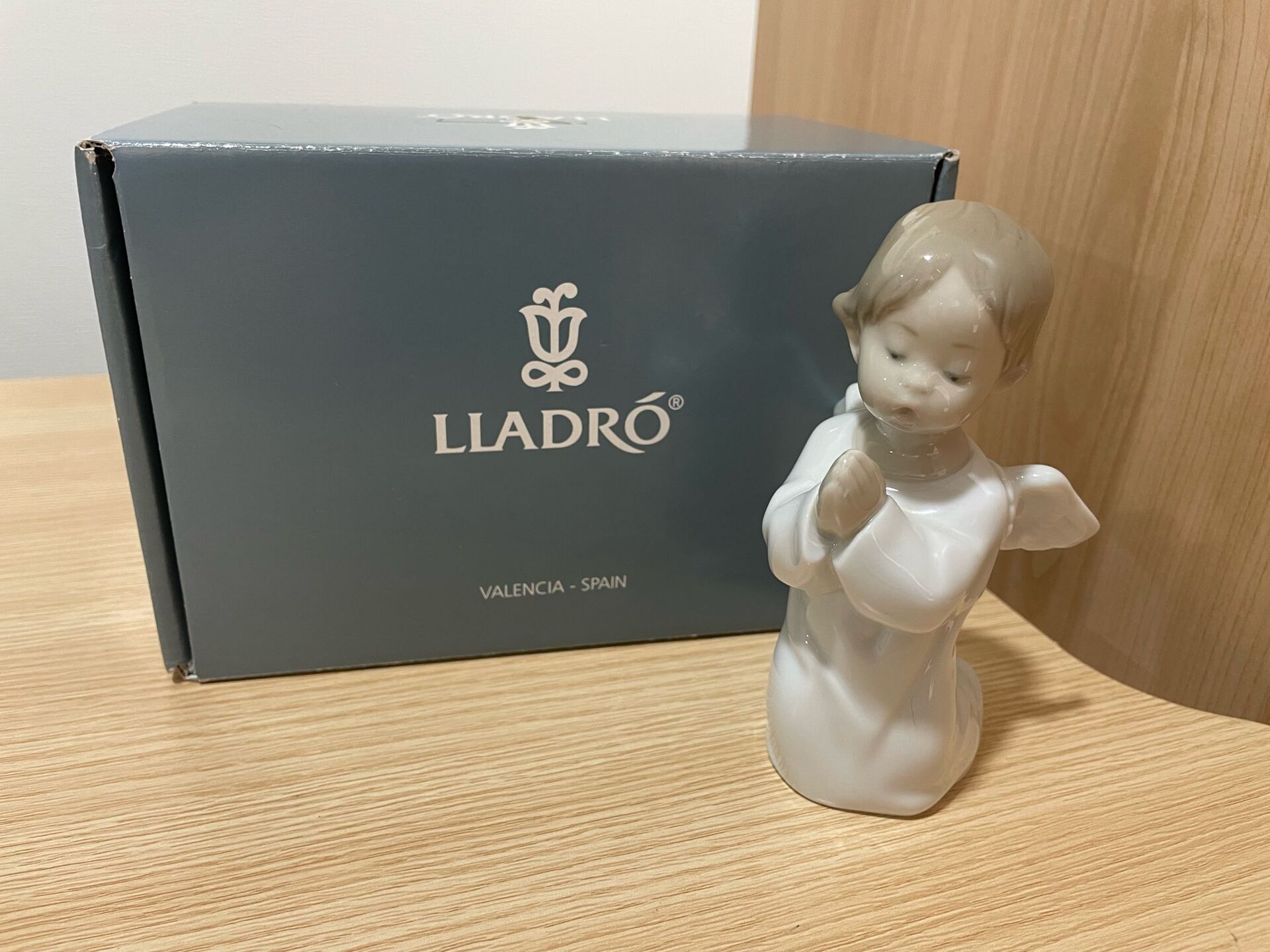 鶴見区でリヤドロの人形 天使の祈りの買取なら買取店わかば鶴見駅前店へ