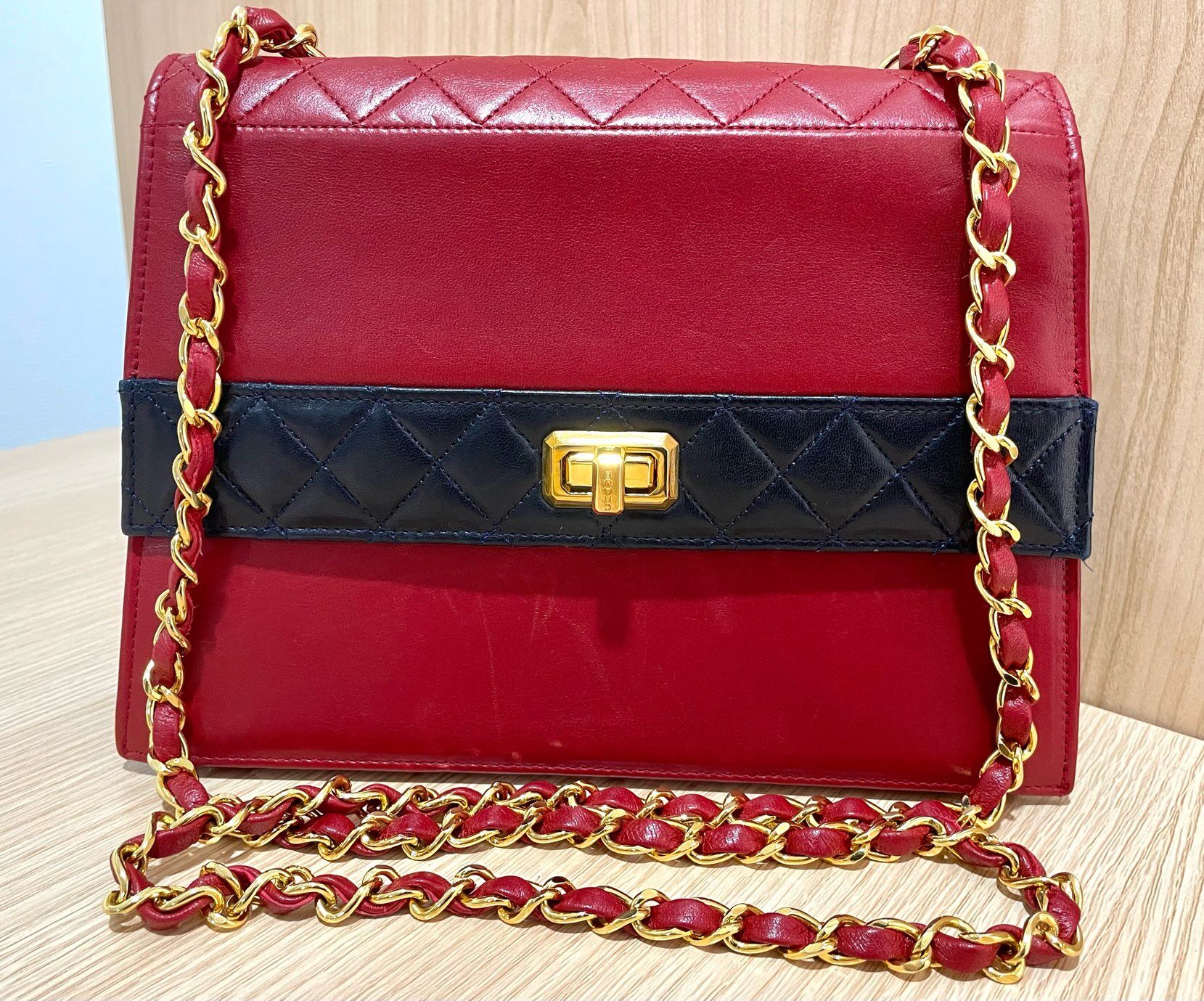 鶴見区でシャネルの台形マトラッセ ショルダーバッグの買取なら買取店わかば鶴見駅前店へ