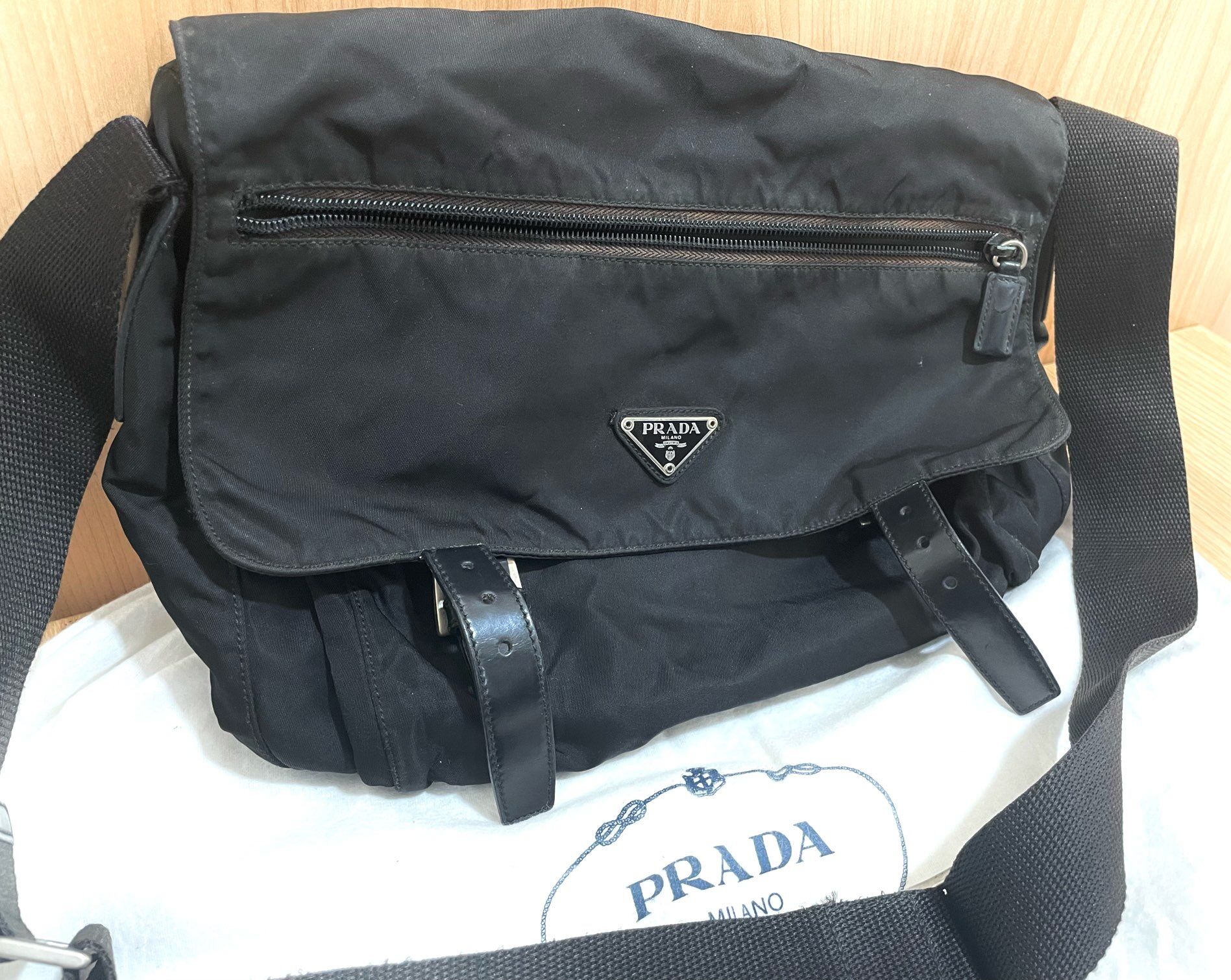 鶴見区でプラダのナイロン ショルダーバッグの買取なら買取店わかば鶴見駅前店へ