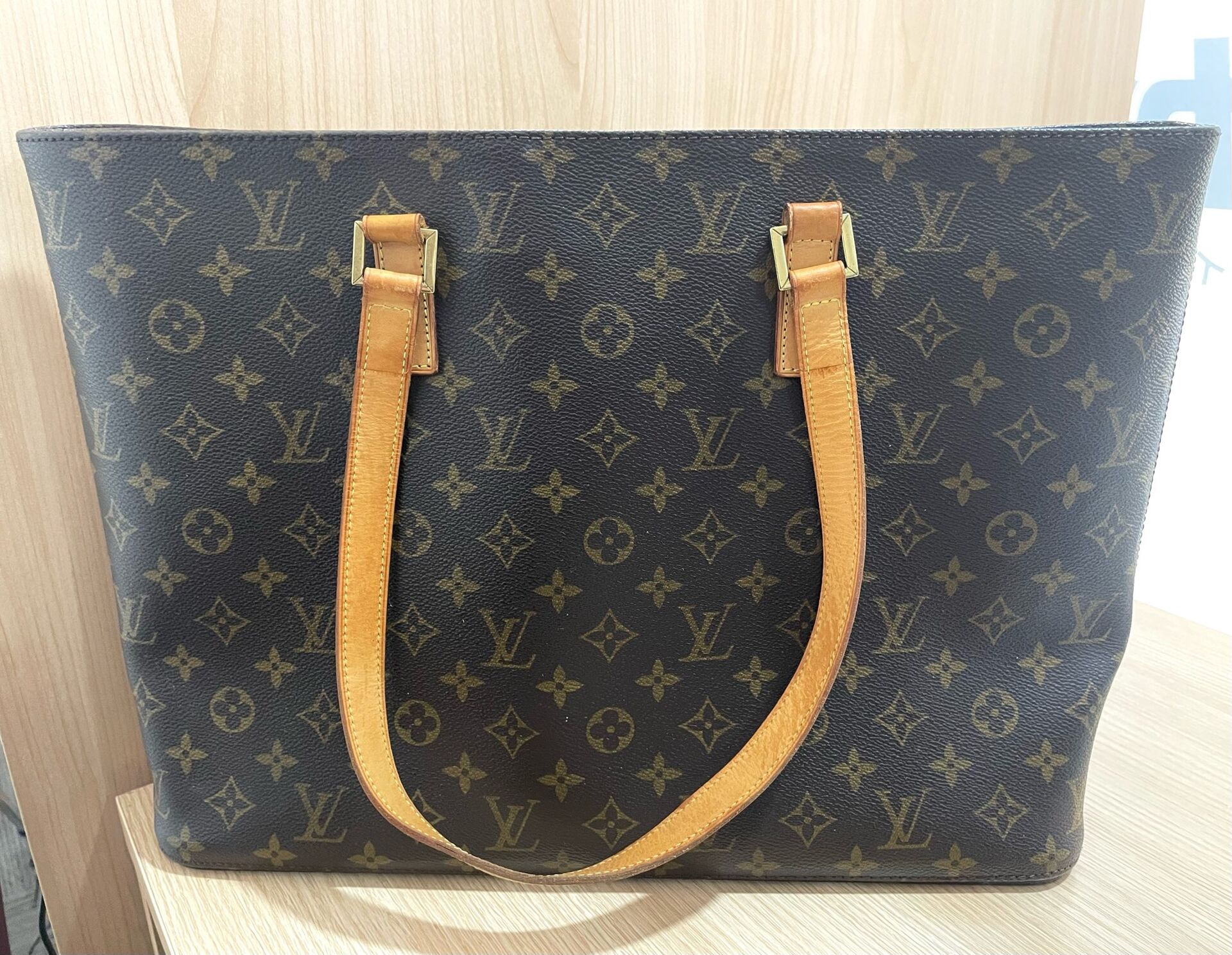鶴見区でルイヴィトンのトートバッグ ルコの買取なら買取店わかば鶴見駅前店へ