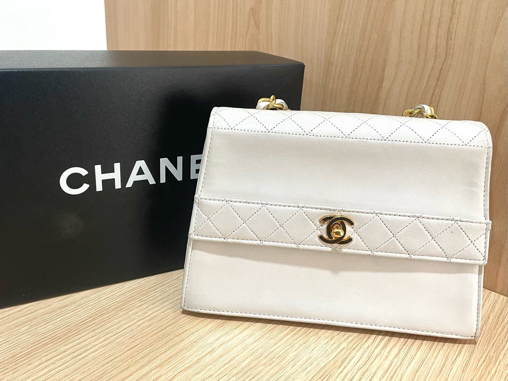 鶴見区でシャネルの台形マトラッセ ショルダーバッグの買取なら買取店わかば鶴見駅前店へ