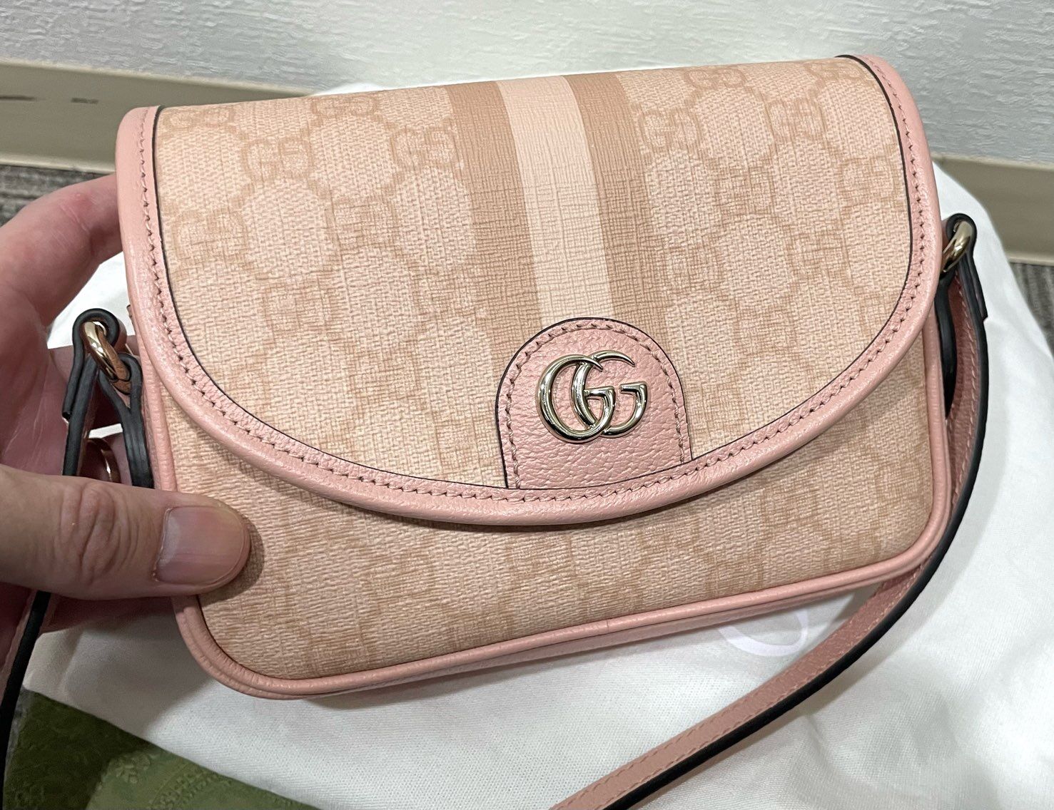 鶴見区でグッチのGGスプリーム ショルダーバッグの買取なら買取店わかば鶴見駅前店へ