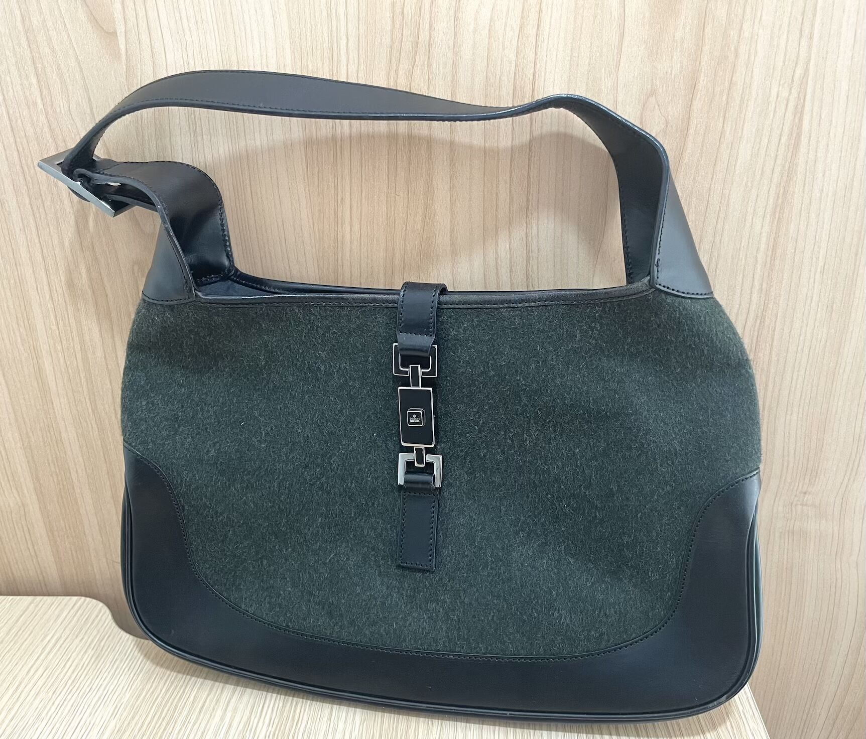 鶴見区でGUCCI グッチのジャッキー バッグの買取なら買取店わかば鶴見駅前店へ