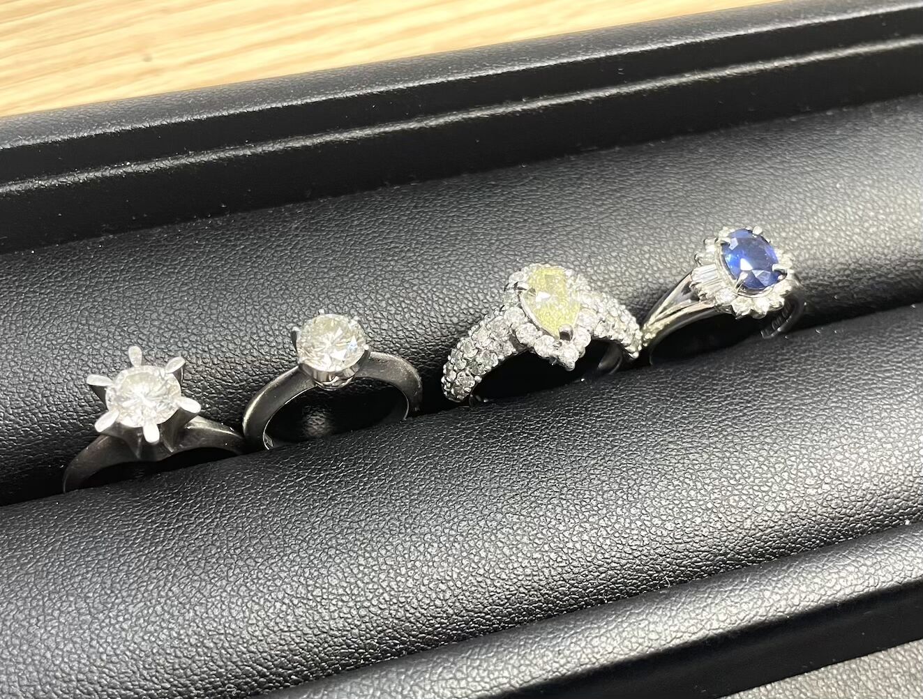 鶴見区でプラチナ サファイア ダイヤモンドのアクセサリー買取なら買取店わかば鶴見駅前店へ
