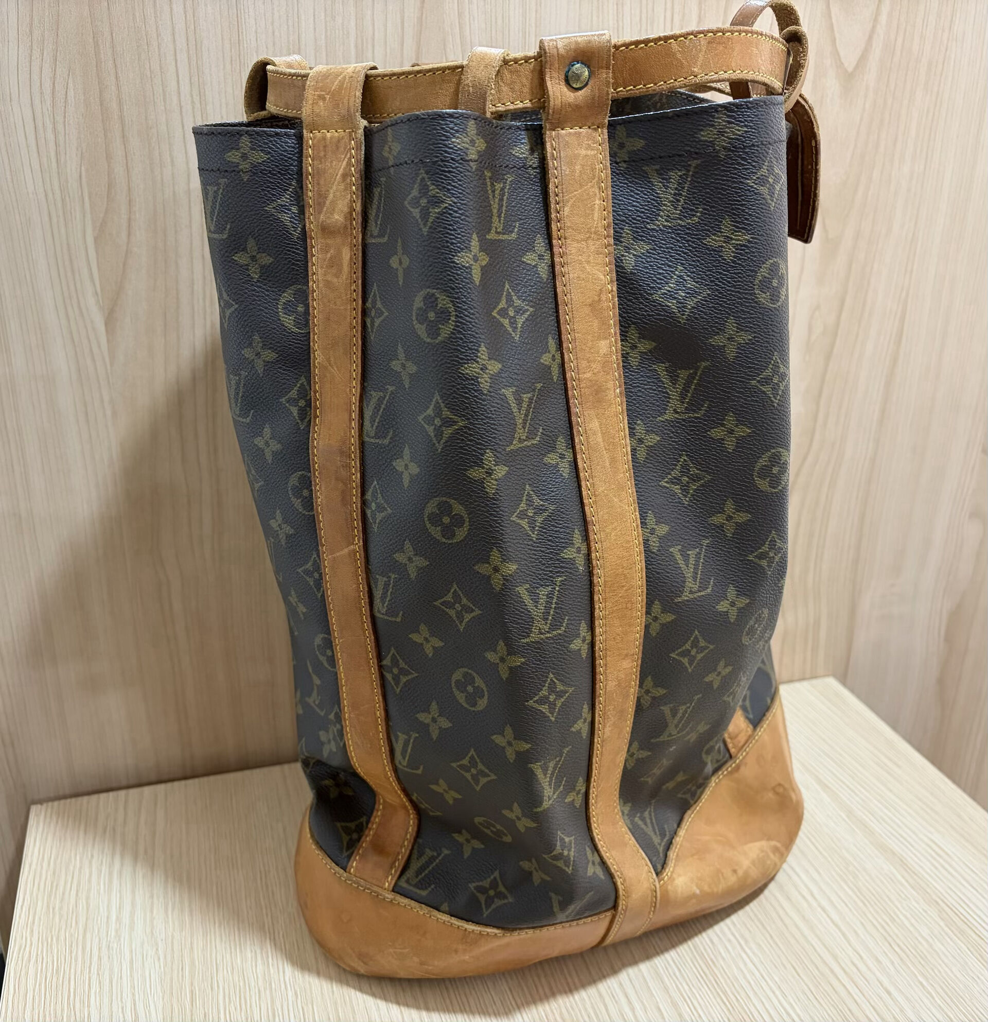 ルイヴィトンのモノグラム ランドネをお買取りしました！【買取店わかば鶴見駅前店】